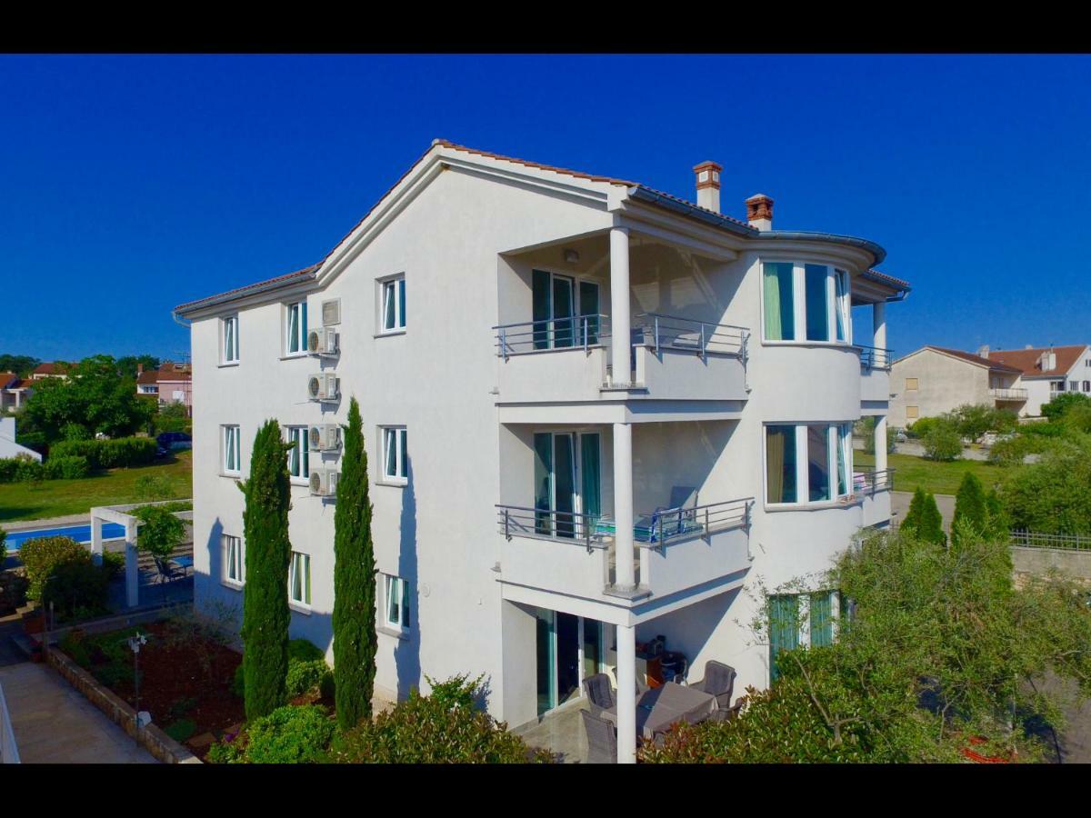 Apartments Kovacic Malinska Kültér fotó