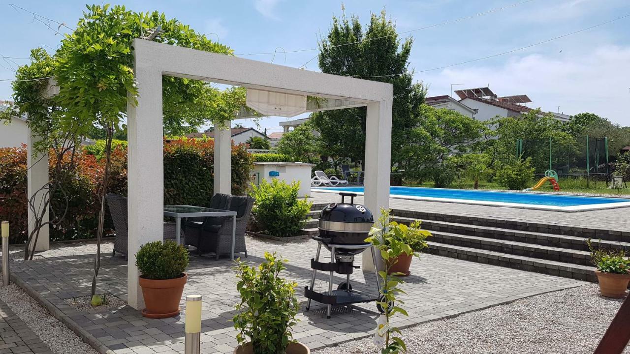 Apartments Kovacic Malinska Kültér fotó